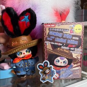 DesignerCon DCON Vegas EXCLUSIVE Limited Edition 0317 of 1000 Baby Three Cowboy